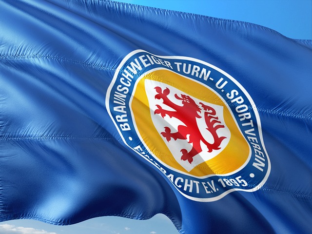 進特納斯 進特納斯